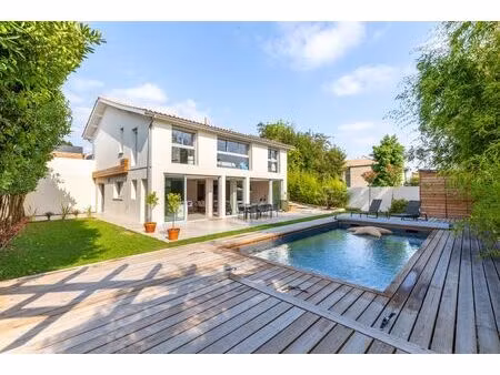 vente maison de luxe le bouscat 6 pièces 212 m² <meta name="description" content="bordeaux