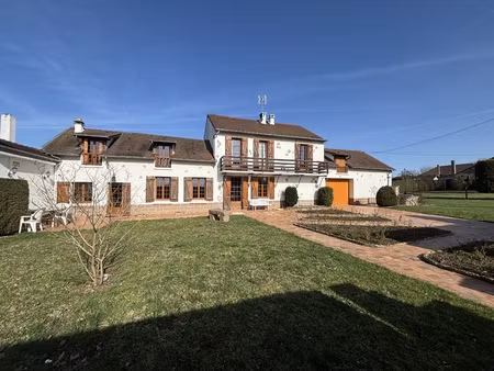 maison 8 pièces - 190 m²