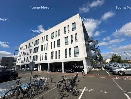 location bureaux 330 m²