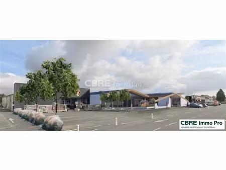 location commerce mauleon 563 m²