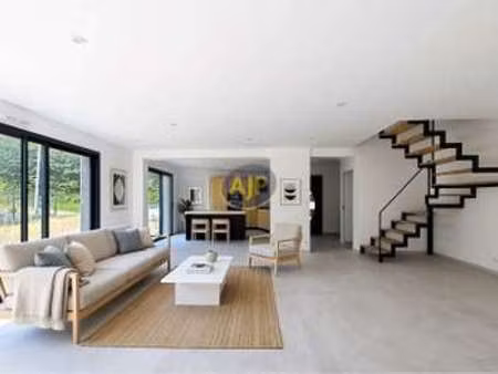 vente maison à chaumes-en-retz (44320) : à vendre / 138m² chaumes-en-retz