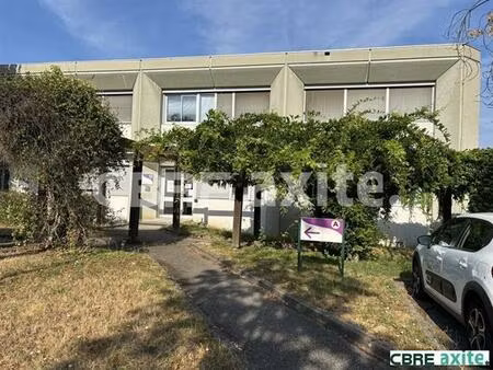 location bureau bourgoin jallieu 418 m²