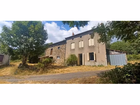vente ferme 8 pièces 75 m² à clavières (15320)  94 000 €