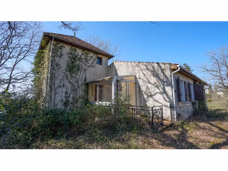 maison contemporaine sur caves et garage