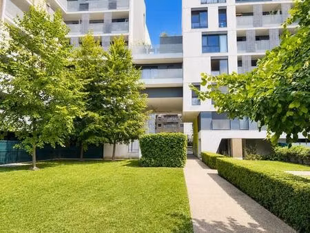 appartement de luxe 2 chambres en vente à saint-mandé  île-de-france