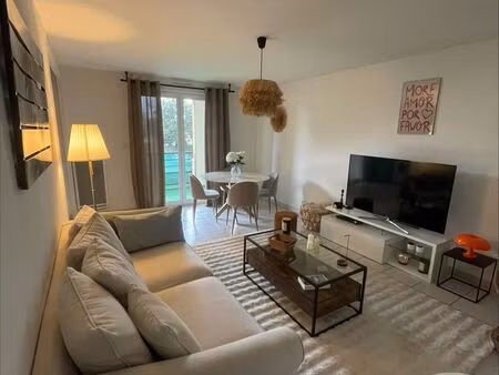location appartement 3 pièces 66m² montauban 82000