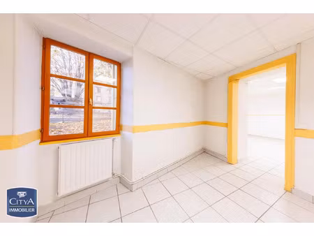 local professionnel à louer - riom (63) - 220€