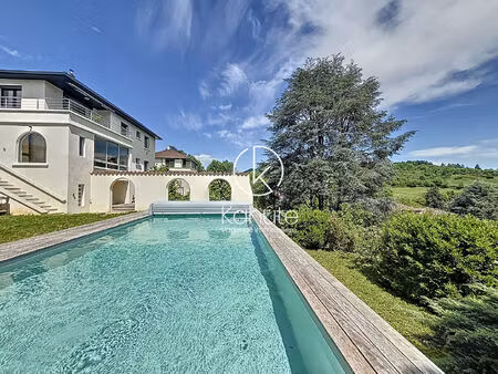 achat maison 7 pièces 210m²