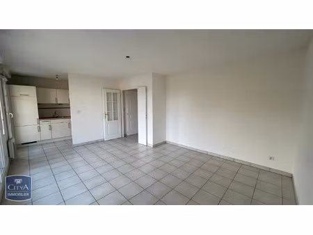 appartement à louer 2 pièces 42.32 m² - wittenheim (68) - 633€