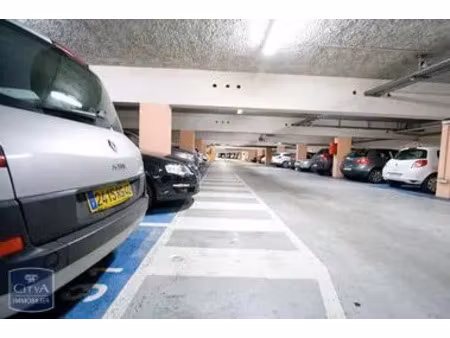 parking à louer - mont-de-marsan (40) - 35€