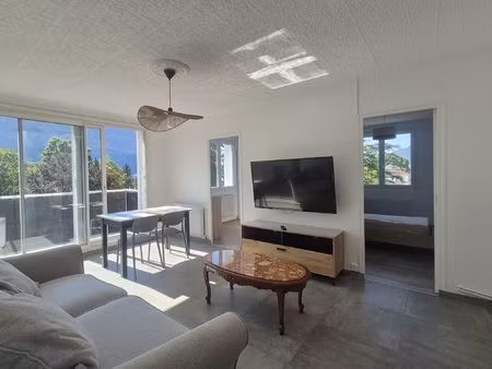 location appartement 3 pièces 53m² st egreve 38120