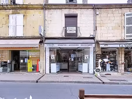 achat immeuble 169m² montignac 24290