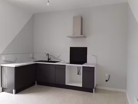 maison avec terrasse et parking