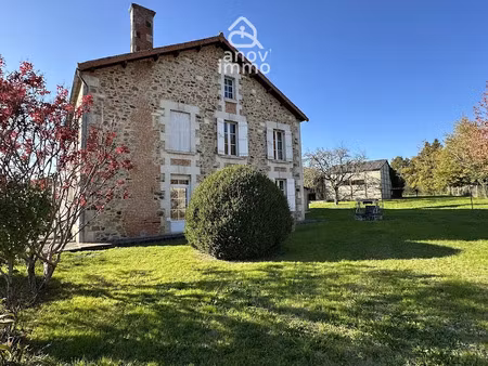 vente maison 8 pièces 198 m² à massignac (16310)  188 000 €