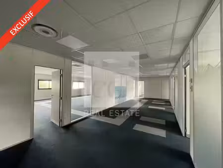 location bureaux 273 m²