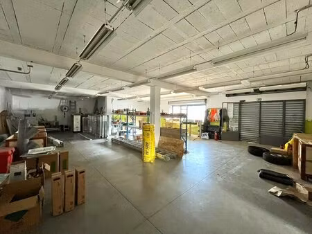 location entrepôt saint maximin la sainte baume 83470 178m²