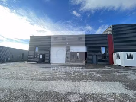 location local d’activités le grand lemps 38690 371m²