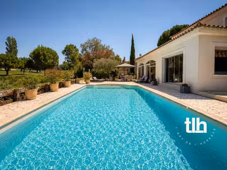 la grande motte premiere ligne du golf villa 240m2 avec piscine