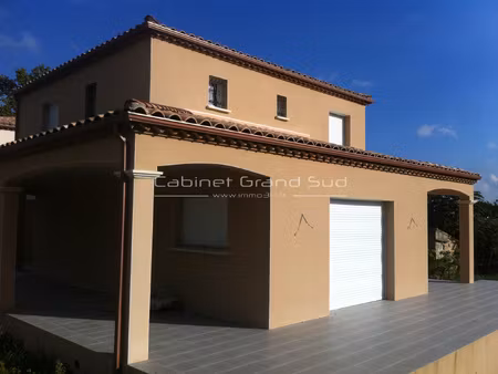 location villa t4 de 120m2 sur un terrain de 500m2 avec gara