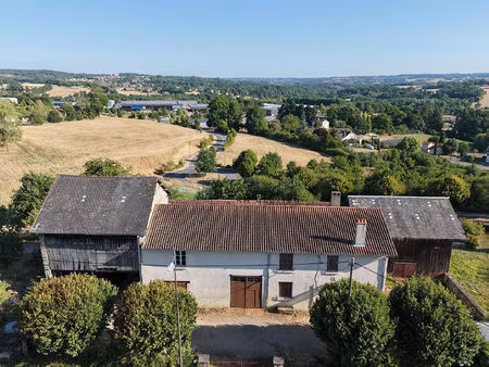 ensemble immobilier maison 141m2 et granges