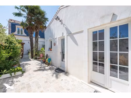vente maison 5 pièces 110 m² port-des-barques (17730)