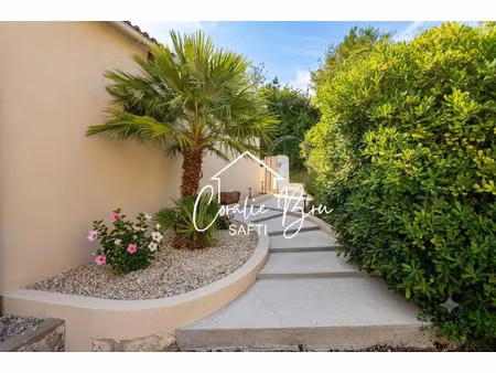 vente maison 7 pièces 240 m² sousmoulins (17130)