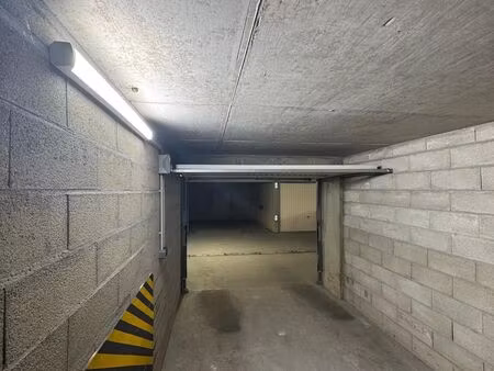 garage à limonest (69760)