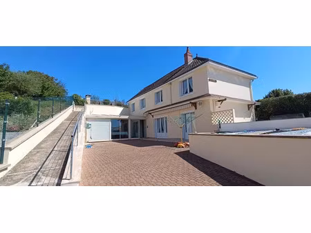 vente maison 5 pièces 150 m² à la roche-clermault (37500)  250 000 €