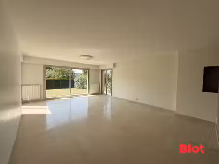 location maison 6 pièces 138m² bruz 35170
