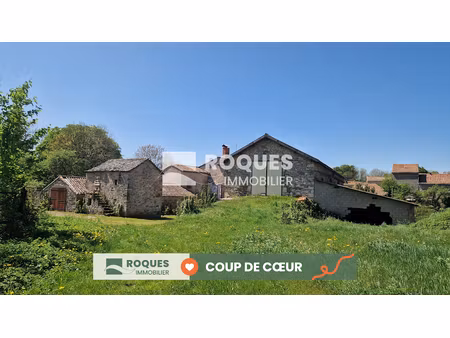vente propriété 7 pièces 158 m² à viala-du-pas-de-jaux (12250)  248 000 €