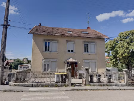vente immeuble 200 m² charquemont (25140)