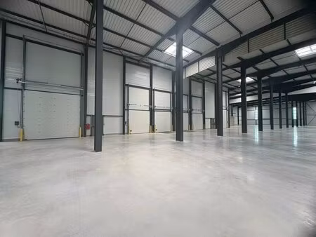 location local d’activités collegien 77090 3000m²