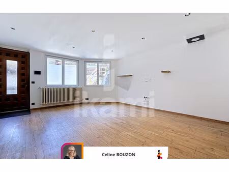 maison de 121 m² à grand aigueblanche - 375 000 €