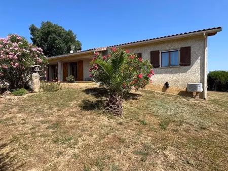 vente maison 5 pièces 133 m² à castelnau d'auzan labarrère (32440)  255 000 €