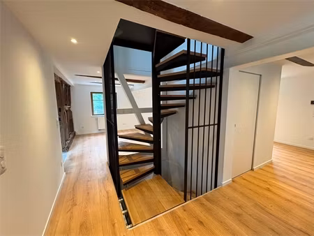 location maison 6 pièces 157m²