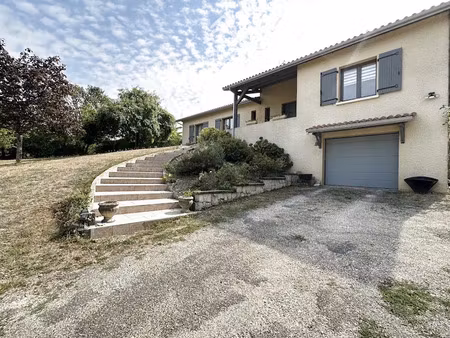 vente maison 6 pièces 151 m² à la couronne (16400)  275 000 €