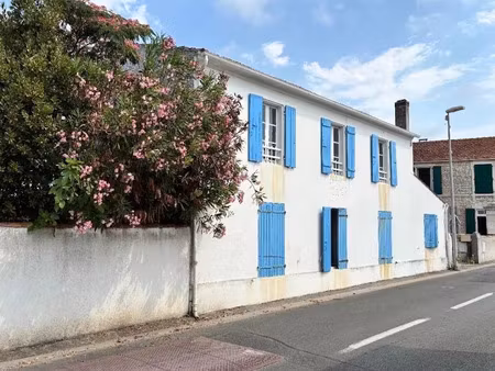vente maison 8 pièces 167 m² à dolus-d'oléron (17550)  315 000 €