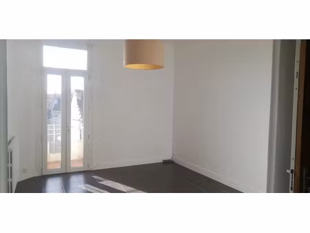 location appartement 3 pièces 64.58 m² à avignon (84000)  690 €