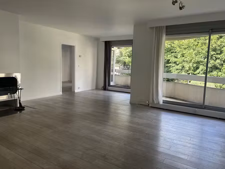 location appartement 7 pièces 136m2 reims 51100 - 1750 € - surface privée