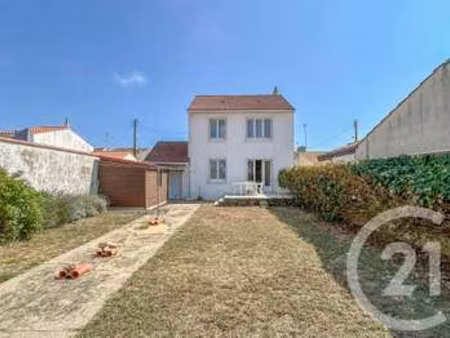 vente maison aux sables-d'olonne (85100) : à vendre / 82m² les sables-d'olonne