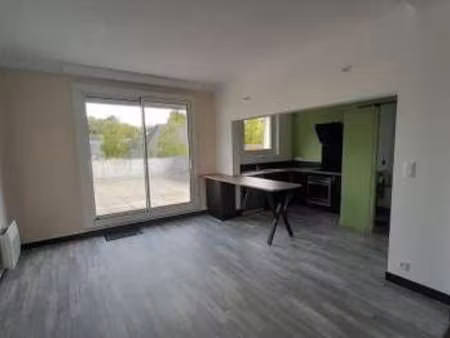 location appartement 4 pièces à beaupreau (49600) : à louer 4 pièces / 87m² beaupreau