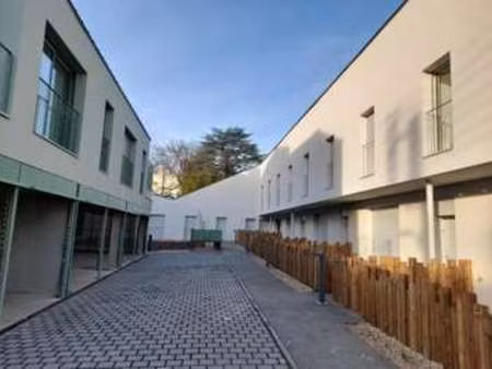 location appartement 4 pièces à nantes toutes-aides (44000) : à louer 4 pièces / 89m² nant