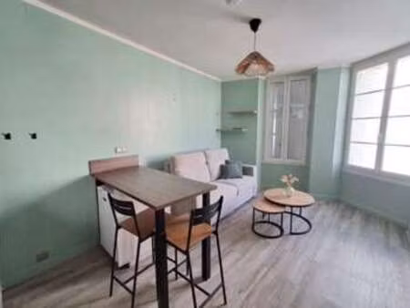 location appartement t1 meublé à pornic (44210) : à louer t1 meublé / 19m² pornic