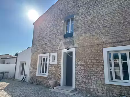 vente maison rochefort 17300 - - surface privée