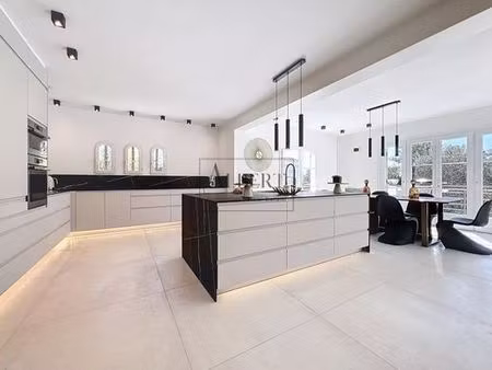 villa de 7 pièces de luxe en location cannes  france