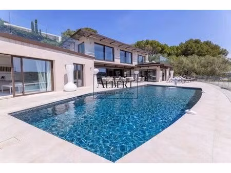 villa de 8 pièces de luxe en location mougins  france