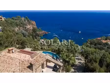villa de luxe de 7 pièces en location théoule-sur-mer  provence-alpes-côte d'azur