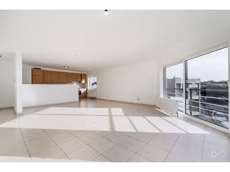 appartement te koop in anderlecht met 3 slaapkamers