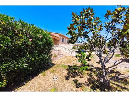 vente maison 5 pièces 123 m² à le muy (83490)  389 000 €