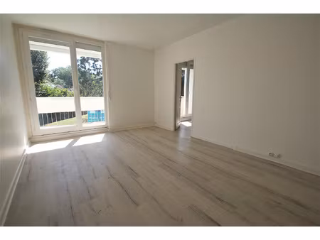 location appartement 4 pièces 72m² pontault combault 77340